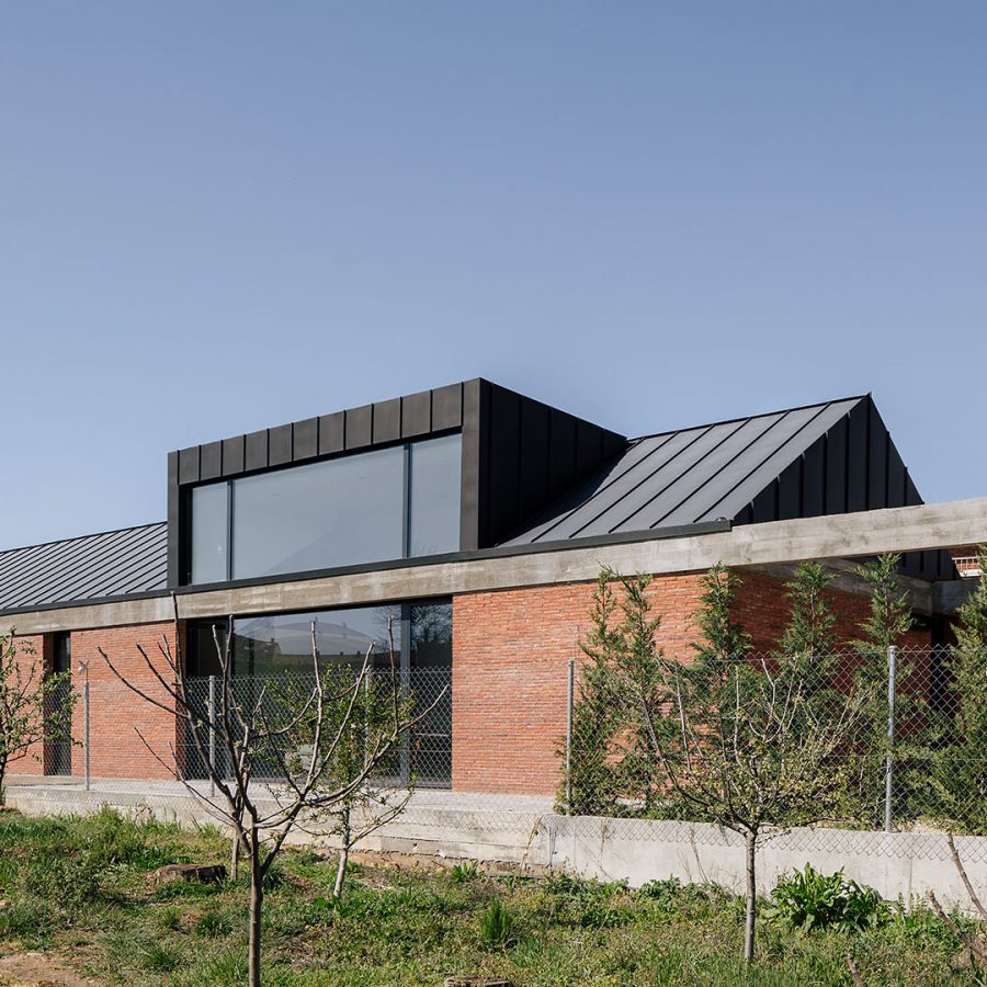 210412 Quiros Presa Villabalter House 001